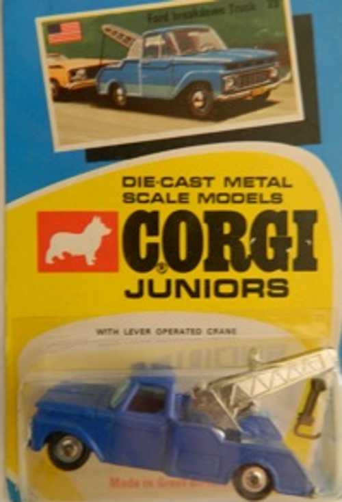 Corgi Junior 28