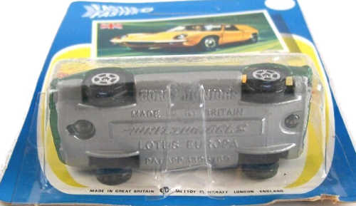 Corgi Junior 32