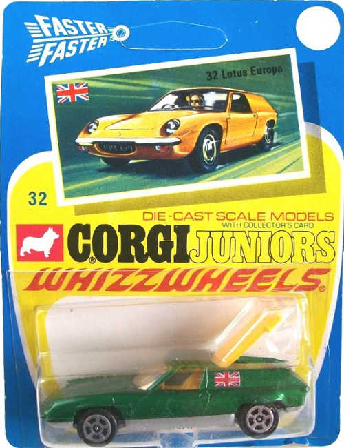 Corgi Junior 32