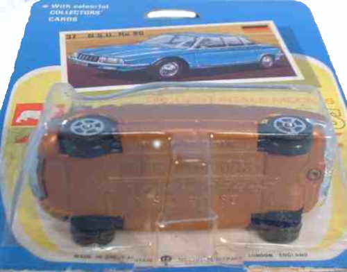 Corgi Junior 37