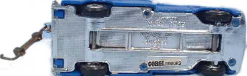 Corgi Junior 28