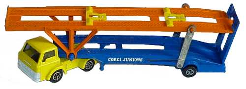 Corgi Junior 2002