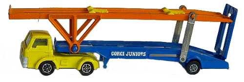 Corgi Junior 2002