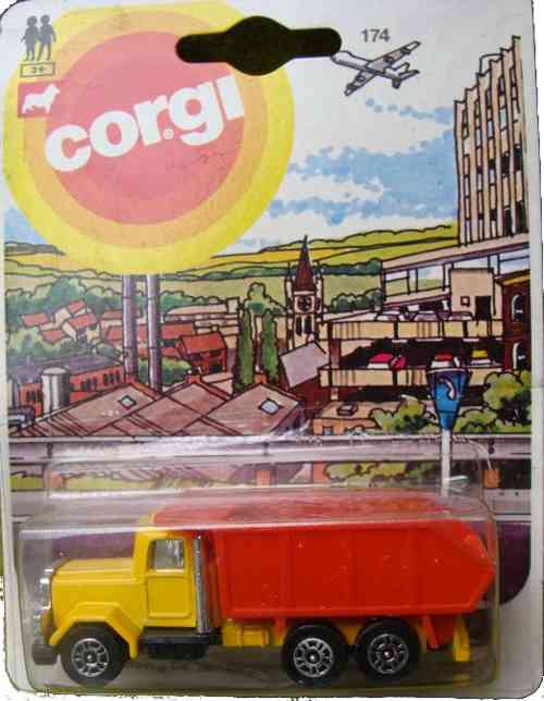 Corgi Junior 174