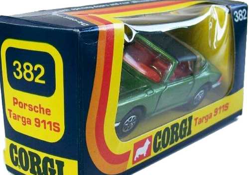 Corgi 382