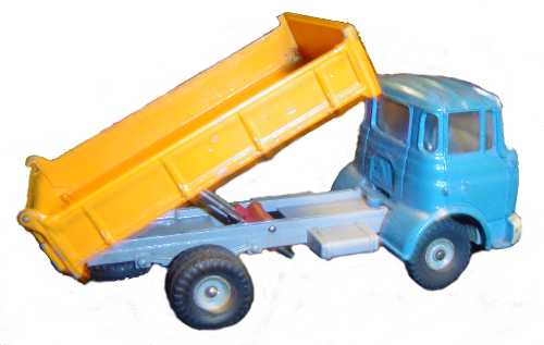 French Dinky 585