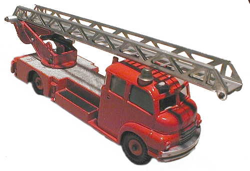 Dinky 956 with windows