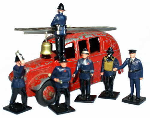 Dinky 008