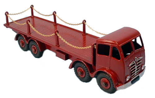 Dinky 505/905 Maroon