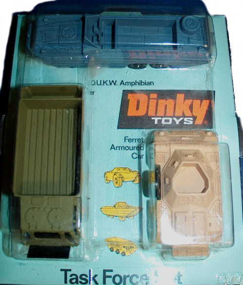 Dinky 677