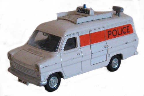 Dinky 272