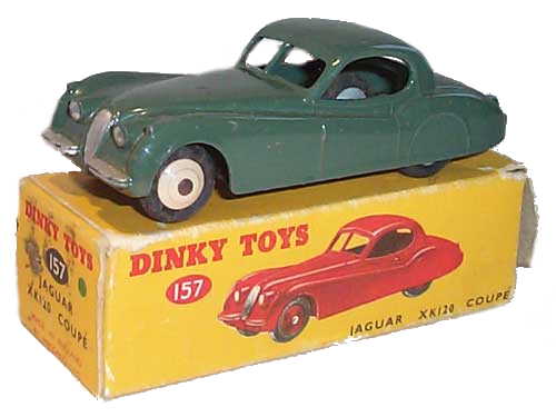 Dinky 157 Jaguar XK120 Coupe with box