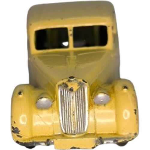 Dinky 158 Riley Saloon with box