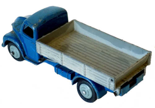 Dinky 30m restored