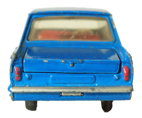 Dinky 136