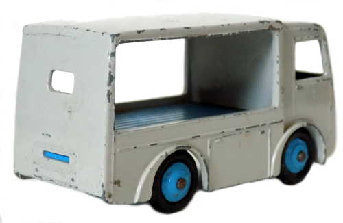 Dinky 30v