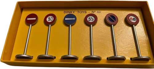 Dinky Atlas 40
