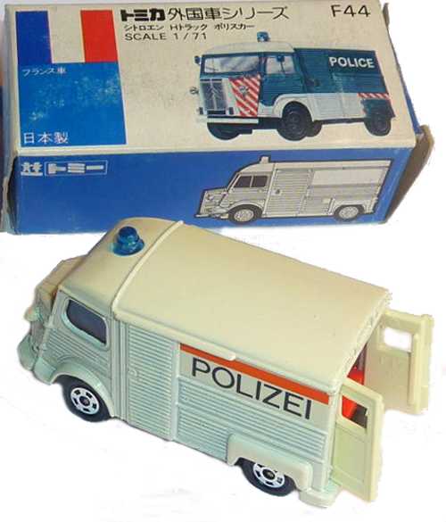 Tomica F28