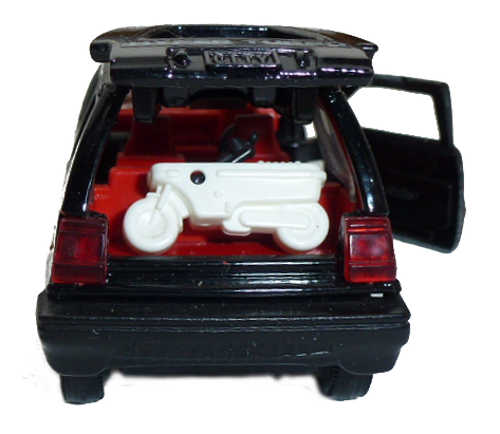 Tomica DANDY 021