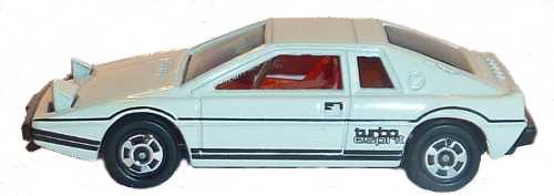 Tomica F8